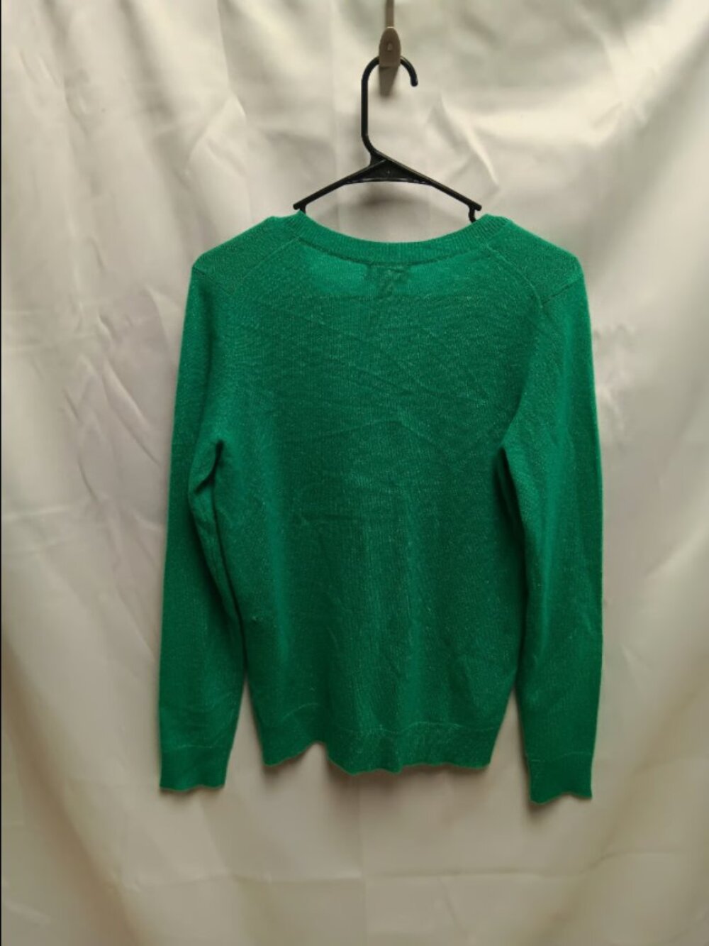 Women's Charter Club Green V-Neck Sweater Size Small ORG $159 NWT - Picture 3 of 5